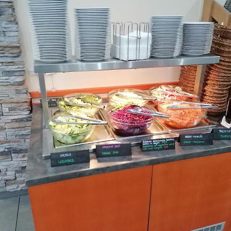 Apartman Bešeňová Exteriör bild