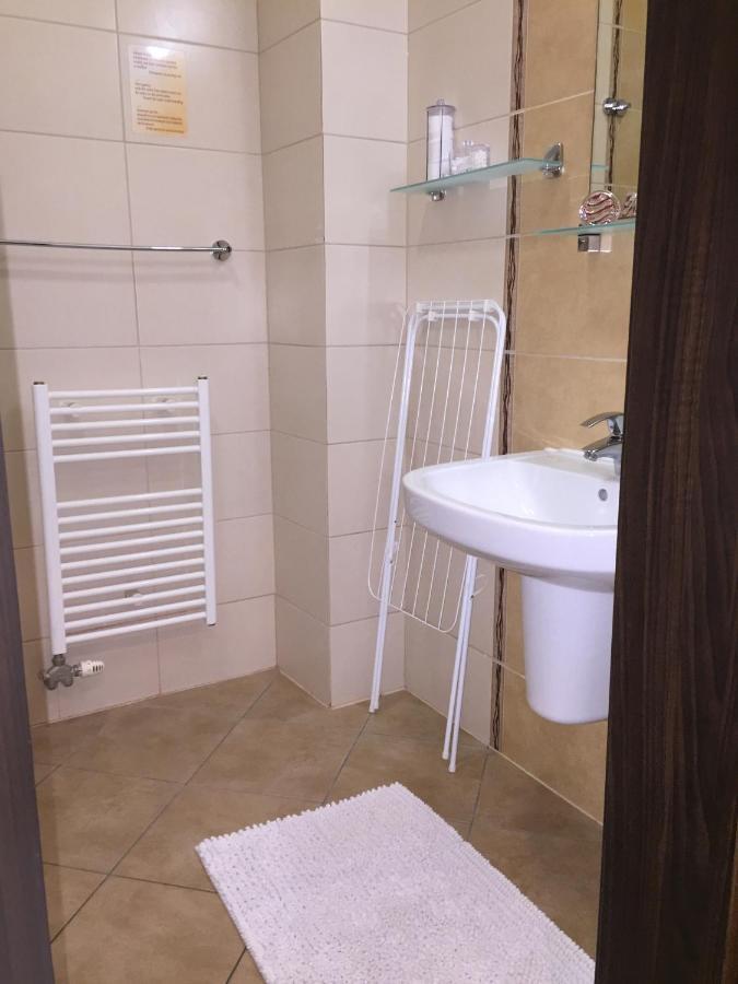 Apartman Bešeňová Exteriör bild